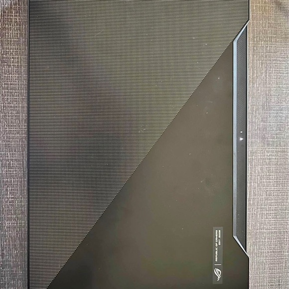 Gaming laptop asus rog zephyrus m15